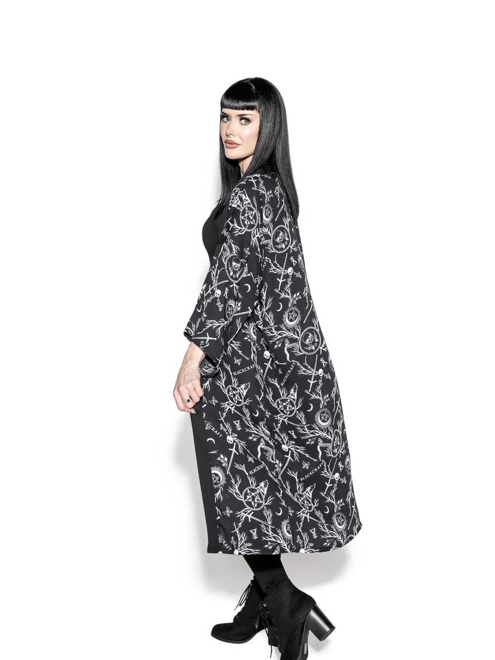 NEW Blackcraft Black and White Witchy Kimono M/L